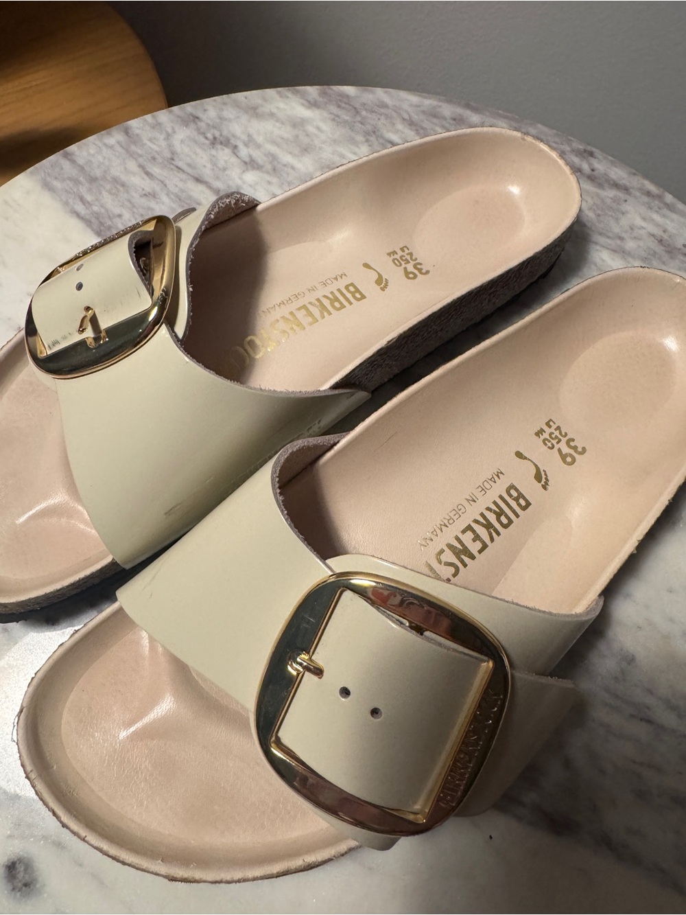 Birkenstock Womens Cream Patent Madrid Buckle Slide Sandals - Picture 4 of 4